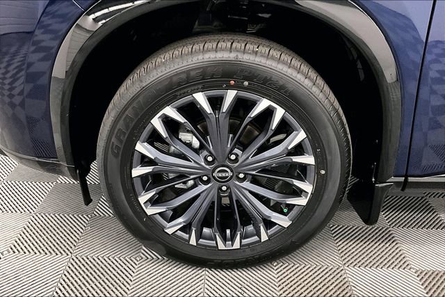 New 2025 Nissan Rogue Platinum w/ Platinum Premium Package image 12