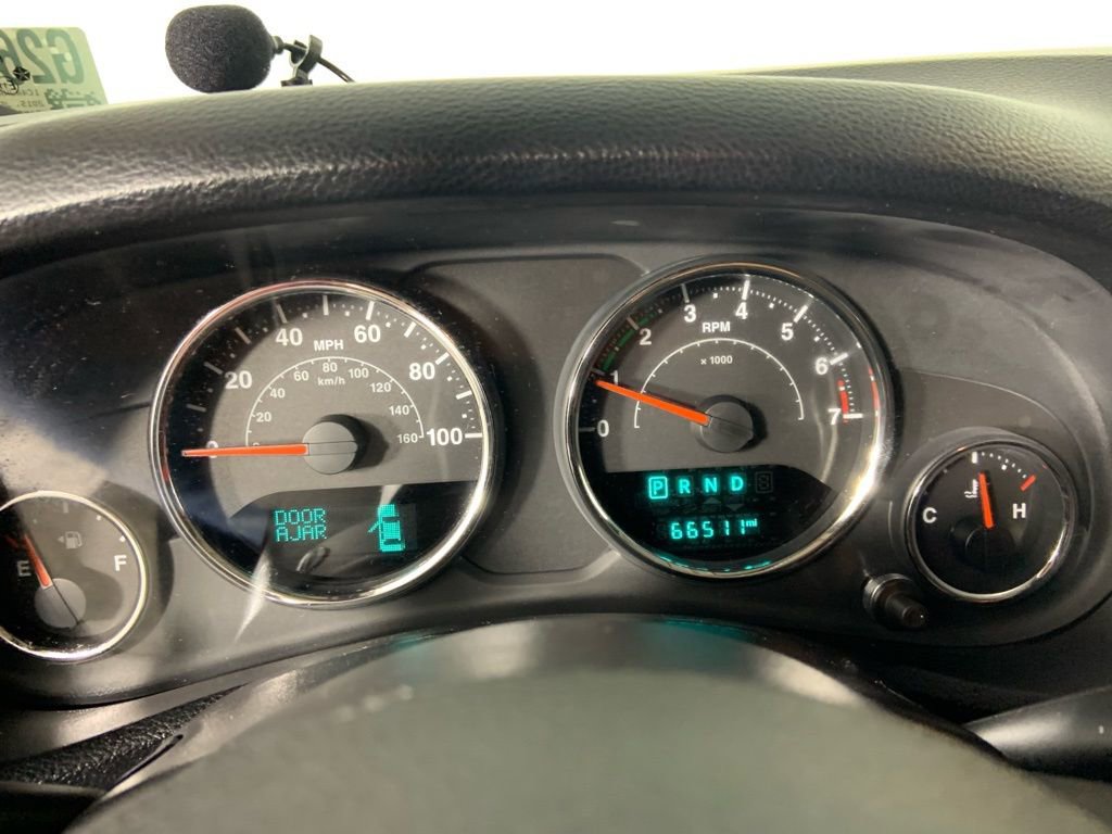 Used 2015 Jeep Wrangler Sport image 22