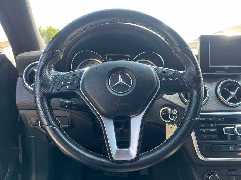 Used 2014 Mercedes-Benz CLA 250 image 32