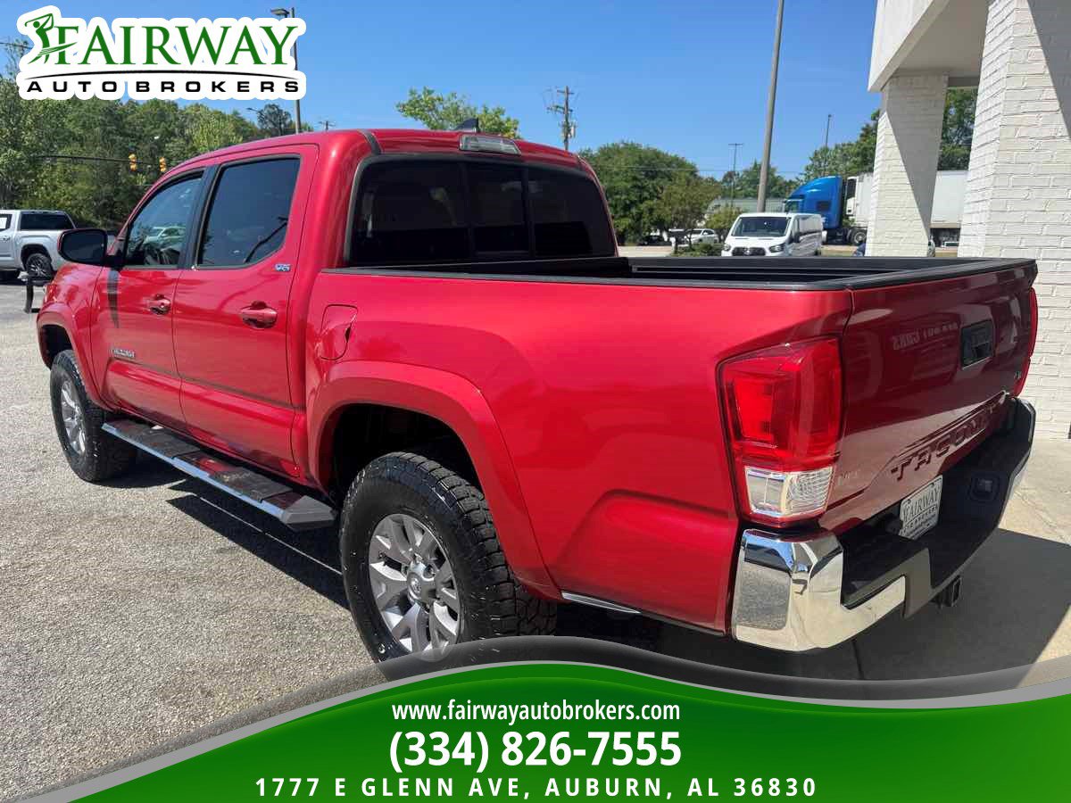 Used 2017 Toyota Tacoma SR5 w/ Tow Package image 8