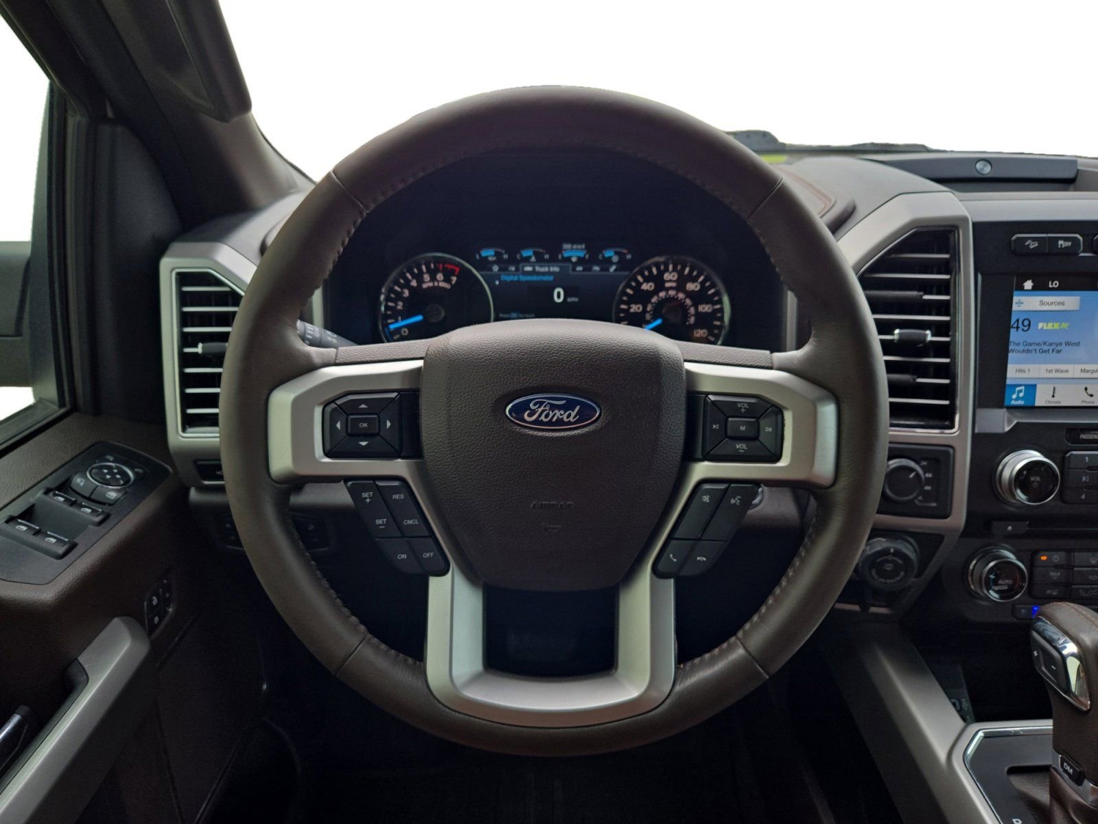 Used 2018 Ford F150 King Ranch w/ Equipment Group 601A Luxury AWD/4WD image 22