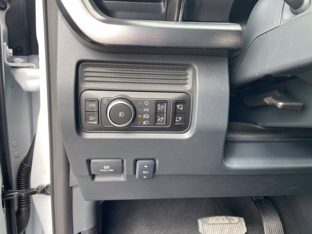 New 2026 Ford F250 Lariat w/ FX4 Off-Road Package AWD/4WD image 17