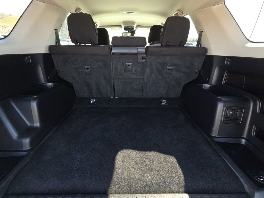 Used 2023 Toyota 4Runner TRD Off-Road image 32