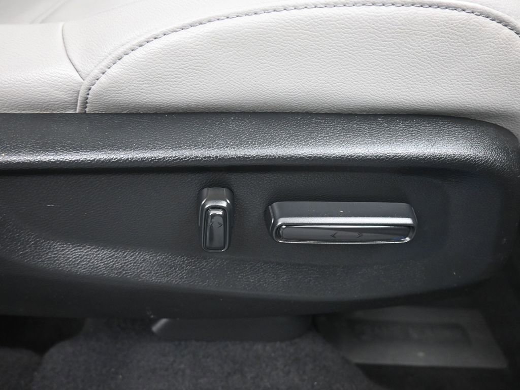 Used 2019 Honda CR-V Touring image 45