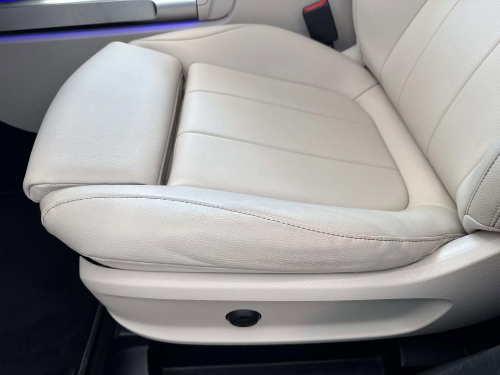 Used 2021 Mercedes-Benz GLB 250 image 17