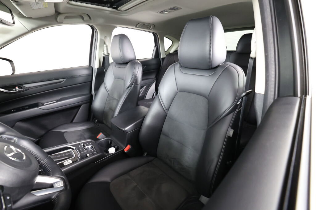 Used 2017 MAZDA CX-5 Touring w/ Preferred Equipment Package AWD/4WD image 11