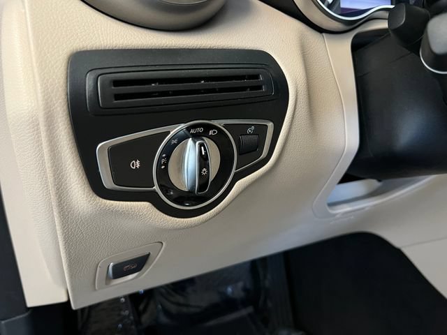 Used 2016 Mercedes-Benz GLC 300 image 25
