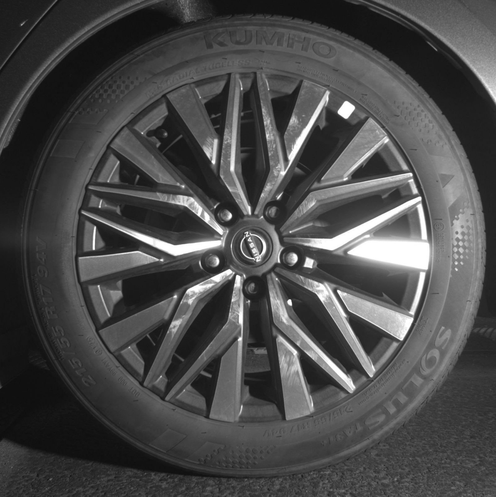 Used 2025 Nissan Altima 2.5 SV FWD image 17
