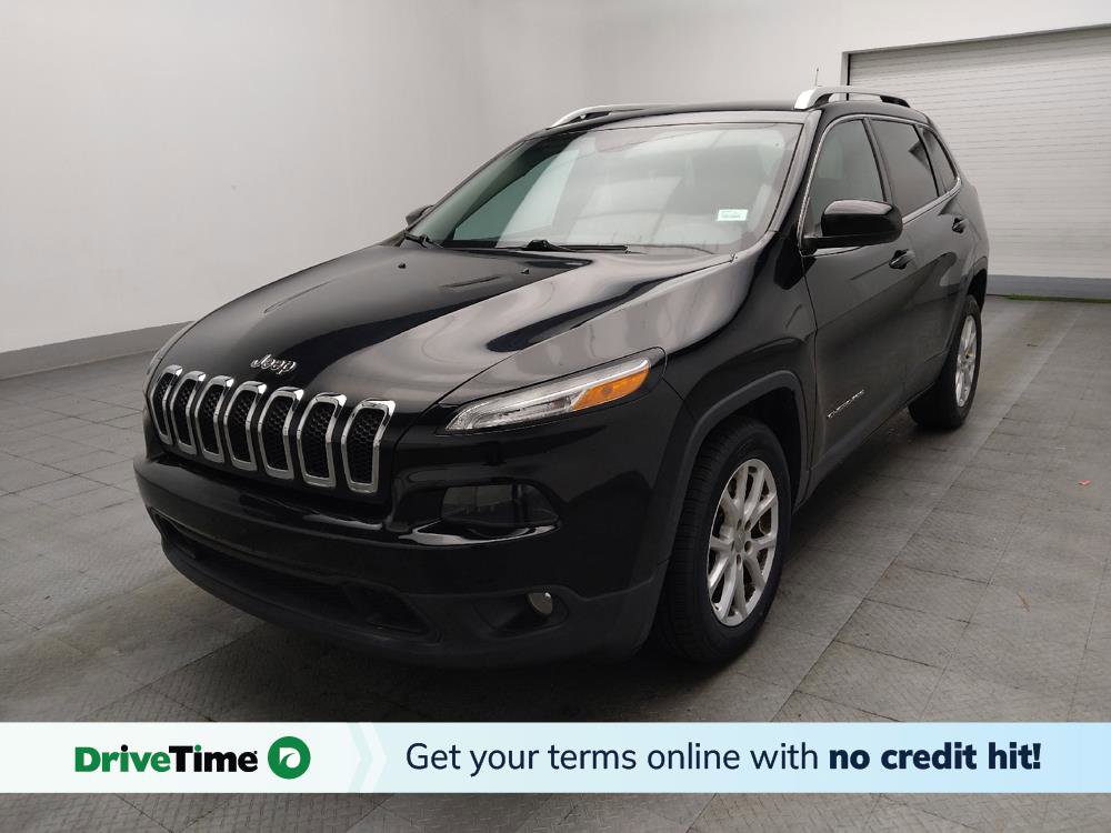 Used 2017 Jeep Cherokee Latitude FWD image 1