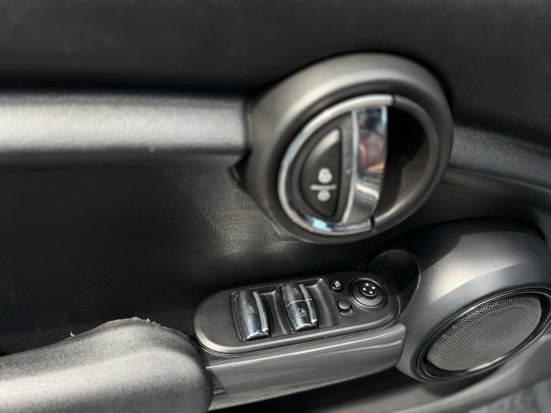 Used 2017 MINI Cooper Convertible FWD image 23
