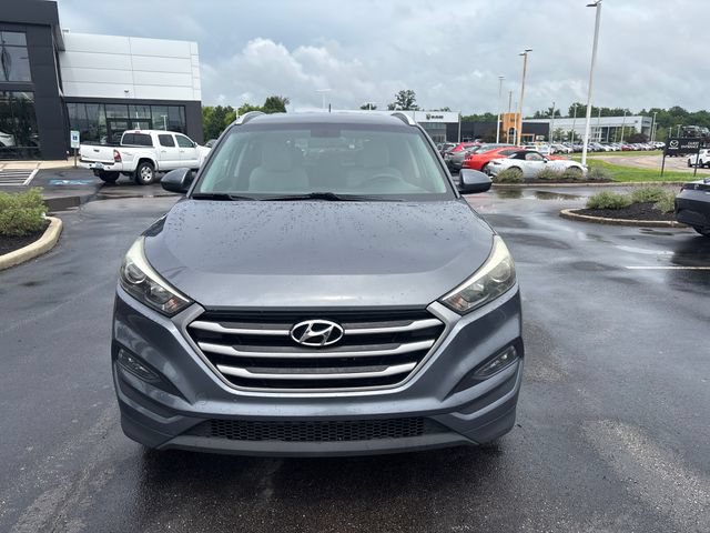 Used 2017 Hyundai Tucson SE w/ SE Popular Package 02 FWD image 4