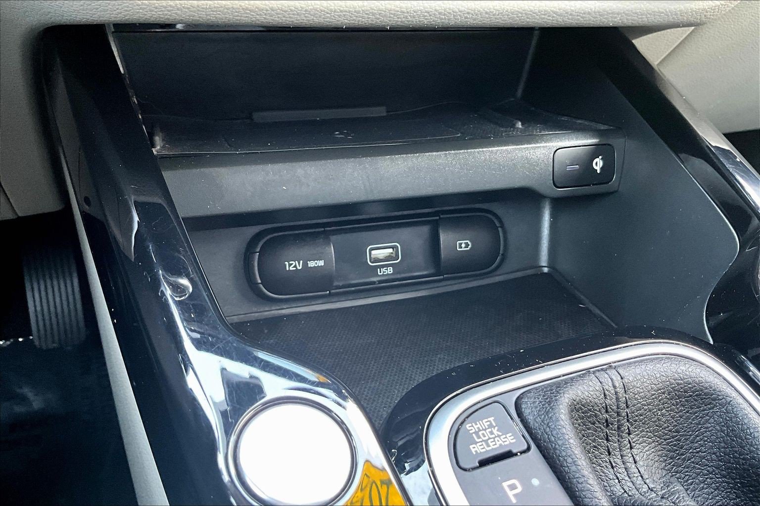 Used 2022 Kia Soul EX FWD image 25