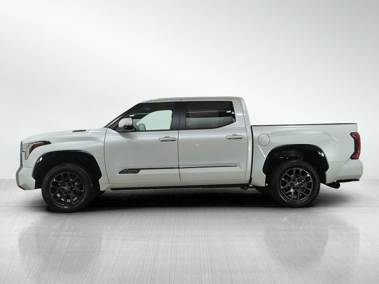 Used 2025 Toyota Tundra Platinum image 2