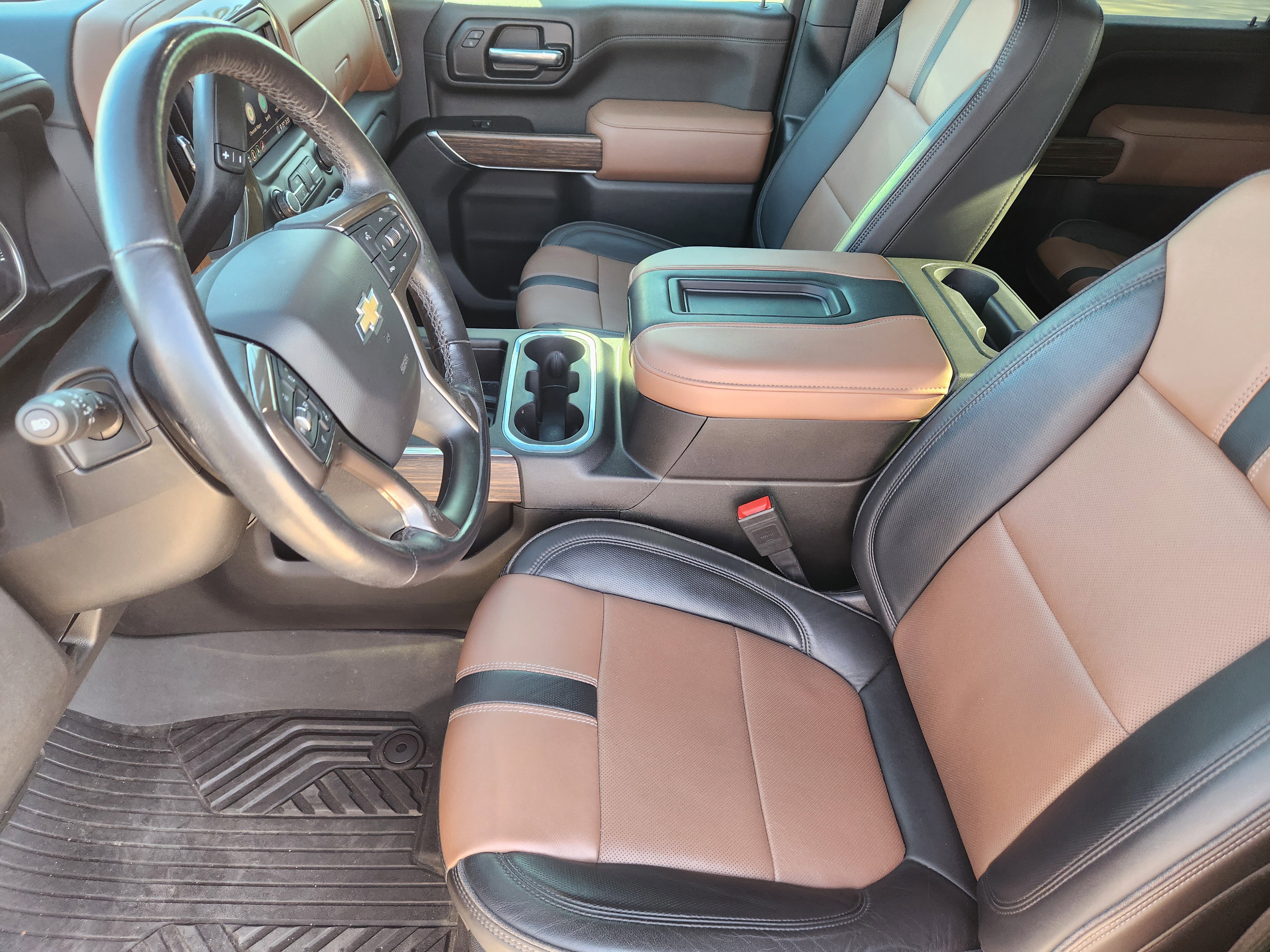 Certified 2020 Chevrolet Silverado 2500 High Country w/ Technology Package image 13