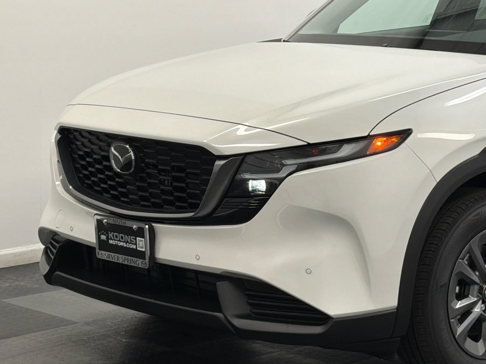 New 2026 MAZDA CX-5 Select AWD/4WD image 2