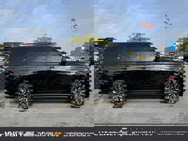 Used 2021 Cadillac Escalade Sport w/ Driver Assist Tech Package image 3