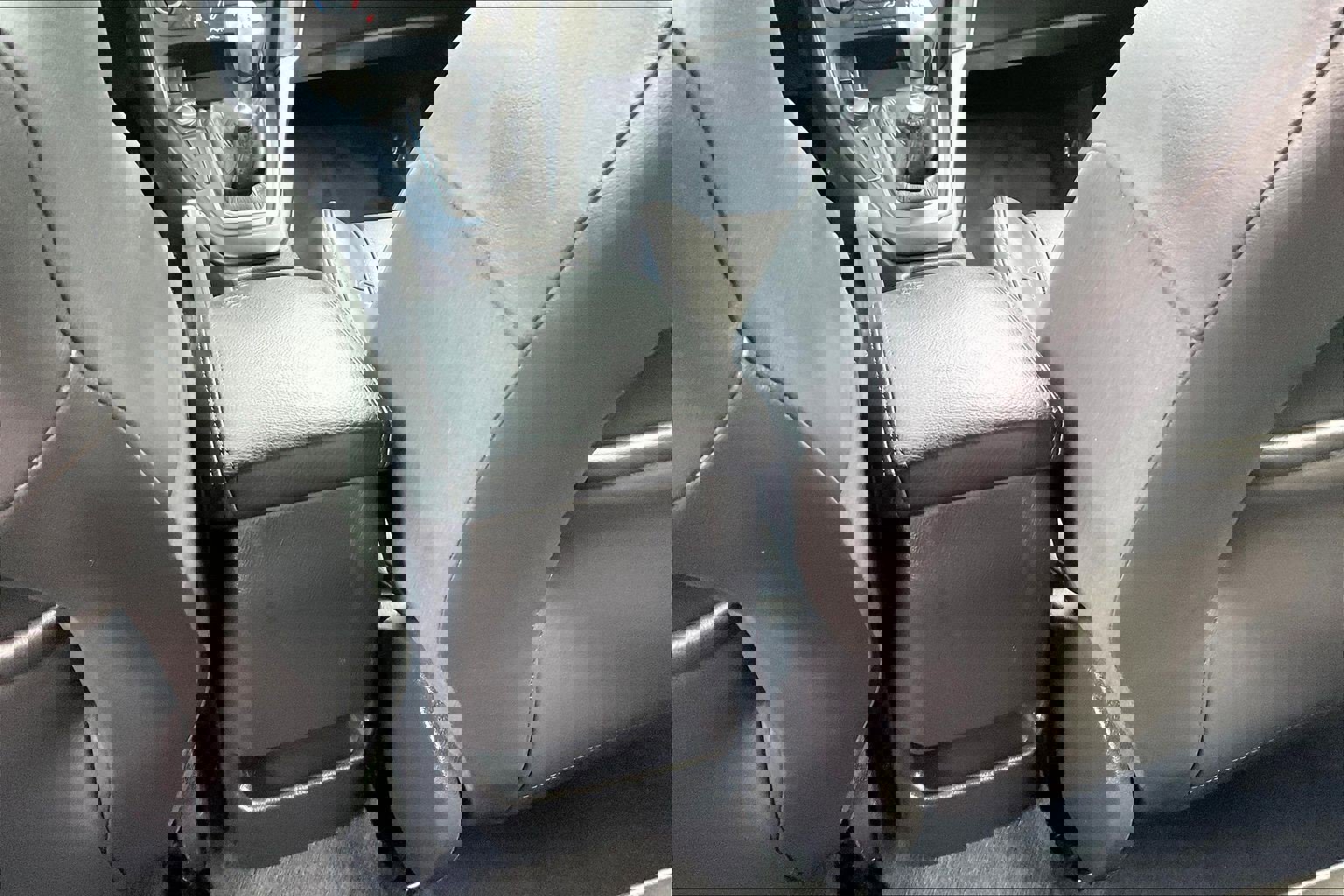 Used 2015 Ford Focus ST w/ Equipment Group 402A FWD image 10