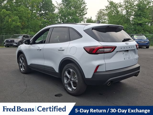 Certified 2025 Ford Escape ST-Line Select AWD/4WD image 8