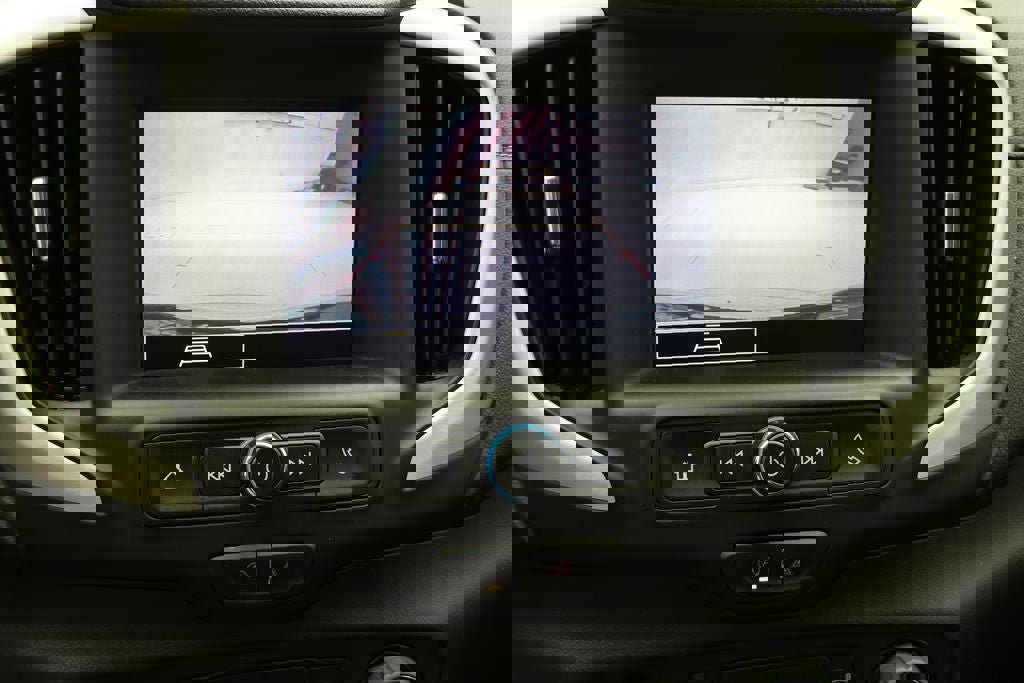 Used 2024 GMC Terrain SLE image 23