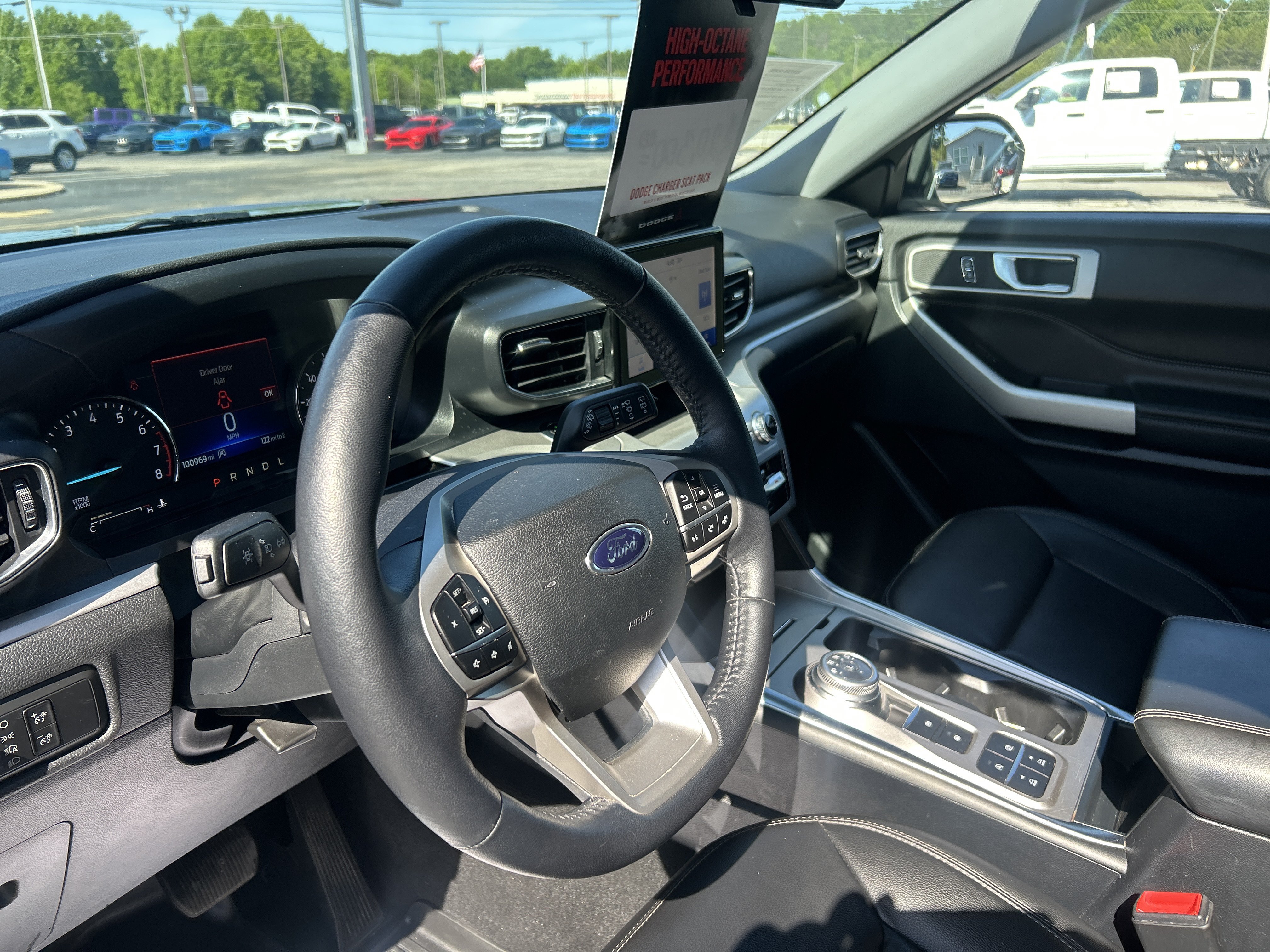 Used 2021 Ford Explorer XLT w/ Equipment Group 202A RWD image 28