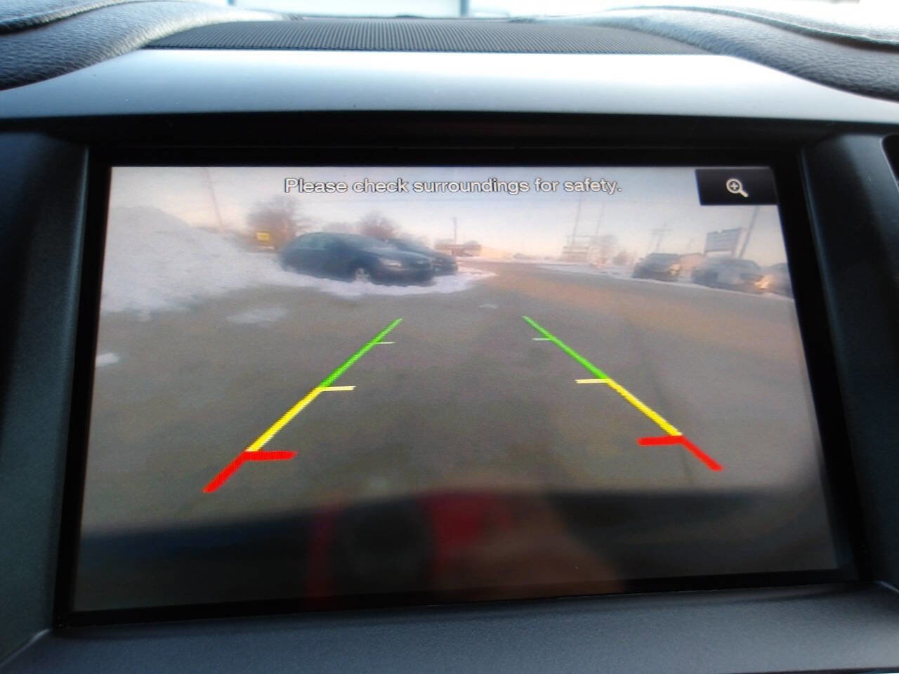 Used 2014 Lincoln MKS image 26