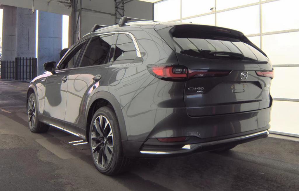 Used 2024 MAZDA CX-90 Plug-In Hybrid w/ Premium Plus image 5