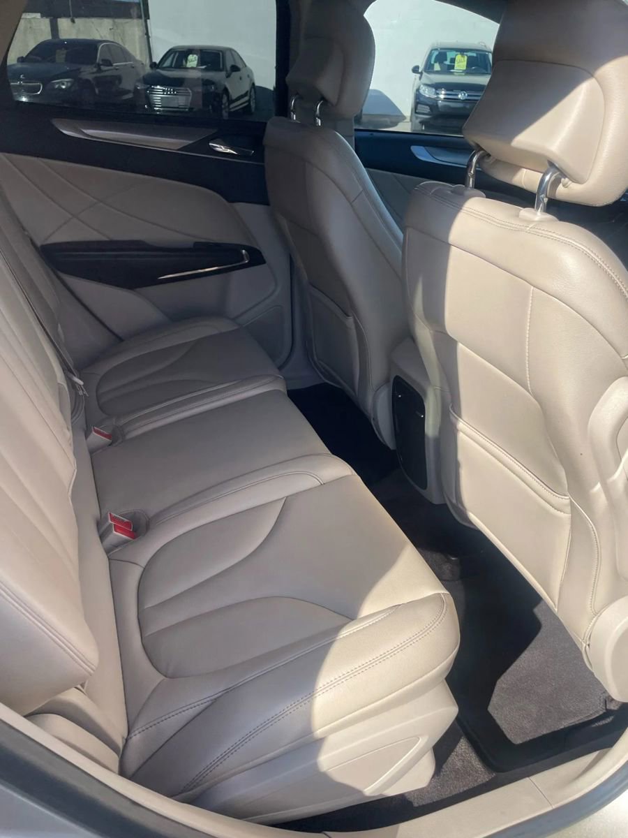 Used 2017 Lincoln MKC Premiere FWD image 7