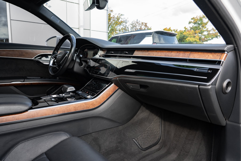 Used 2019 Audi A8 L 3.0T w/ Executive Package AWD/4WD image 29