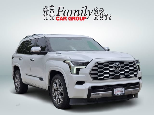 Used 2026 Toyota Sequoia Capstone AWD/4WD image 2