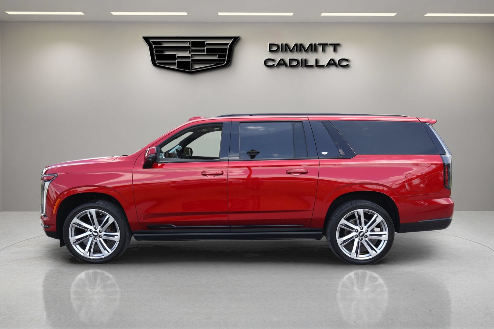 Certified 2025 Cadillac Escalade ESV Sport Platinum AWD/4WD image 8