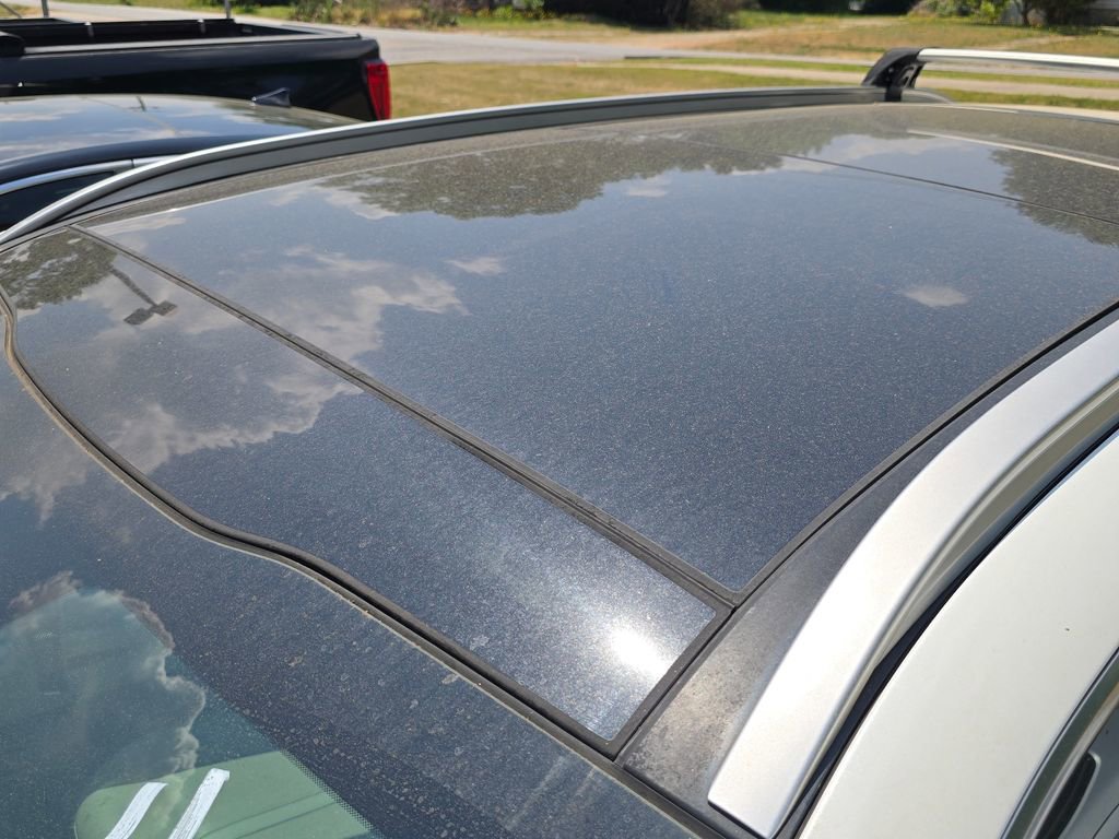 Used 2022 Kia Sorento EX w/ Panoramic Sunroof Package FWD image 7