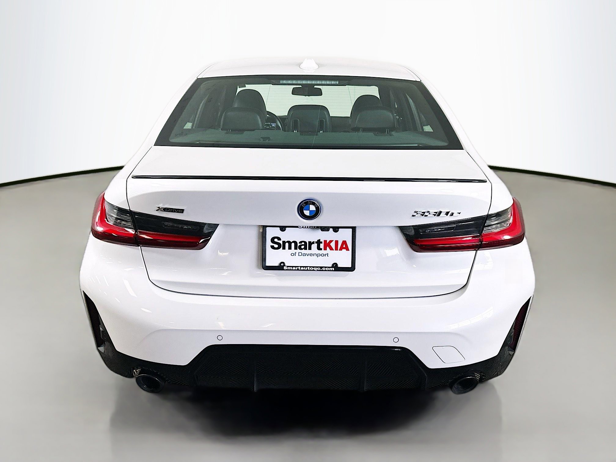 Used 2023 BMW 330e xDrive w/ M Sport Package AWD/4WD image 6