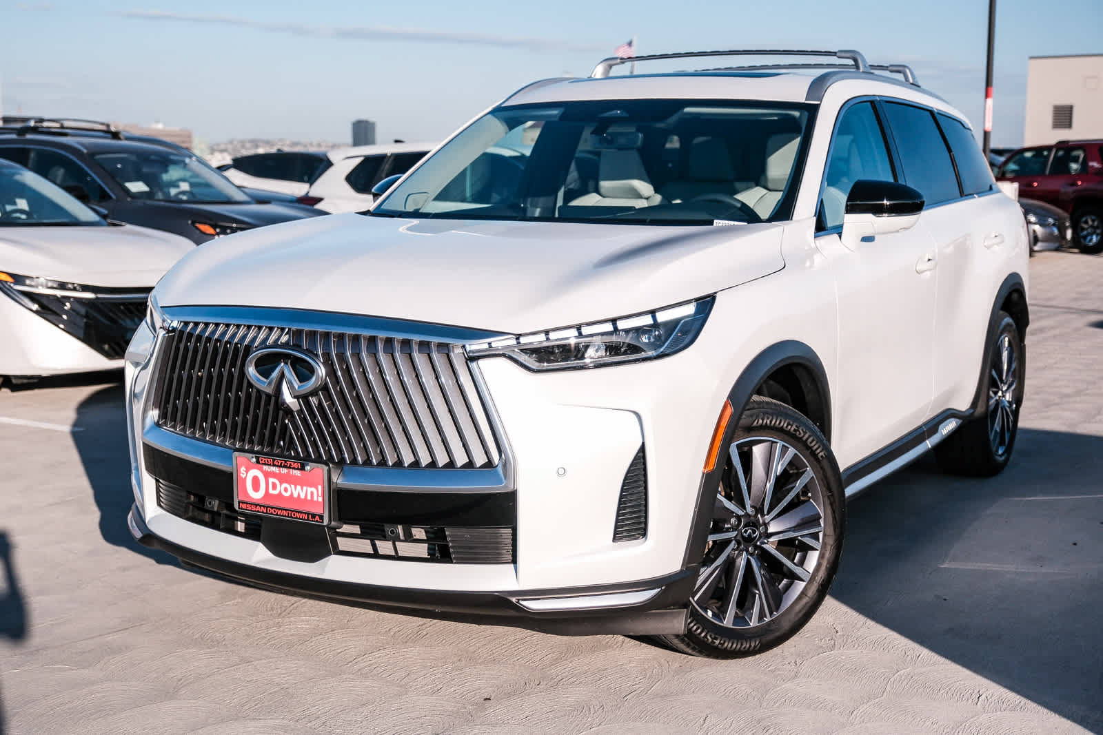Used 2026 INFINITI QX60 Luxe w/ Cargo Package FWD image 1