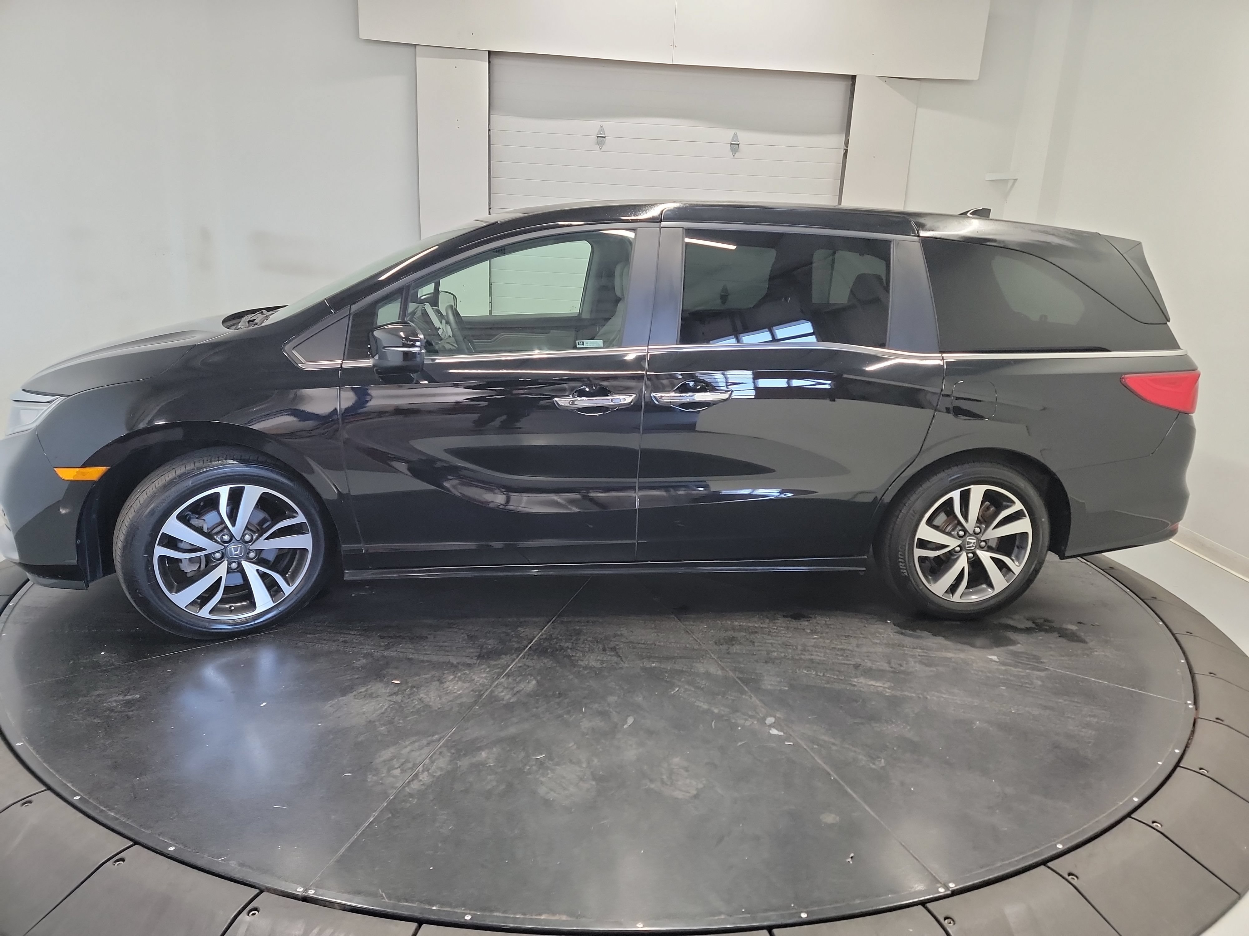 Used 2022 Honda Odyssey Touring image 4