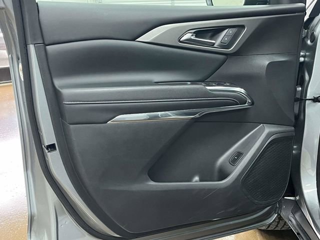 Used 2024 Chevrolet Traverse LT image 16