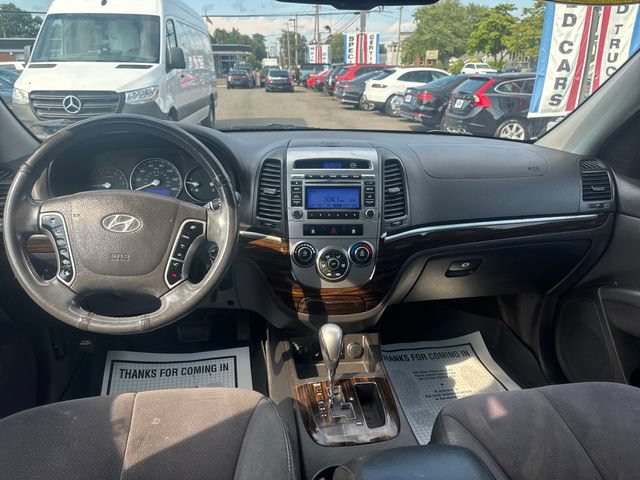 Used 2012 Hyundai Santa Fe SE AWD/4WD image 12
