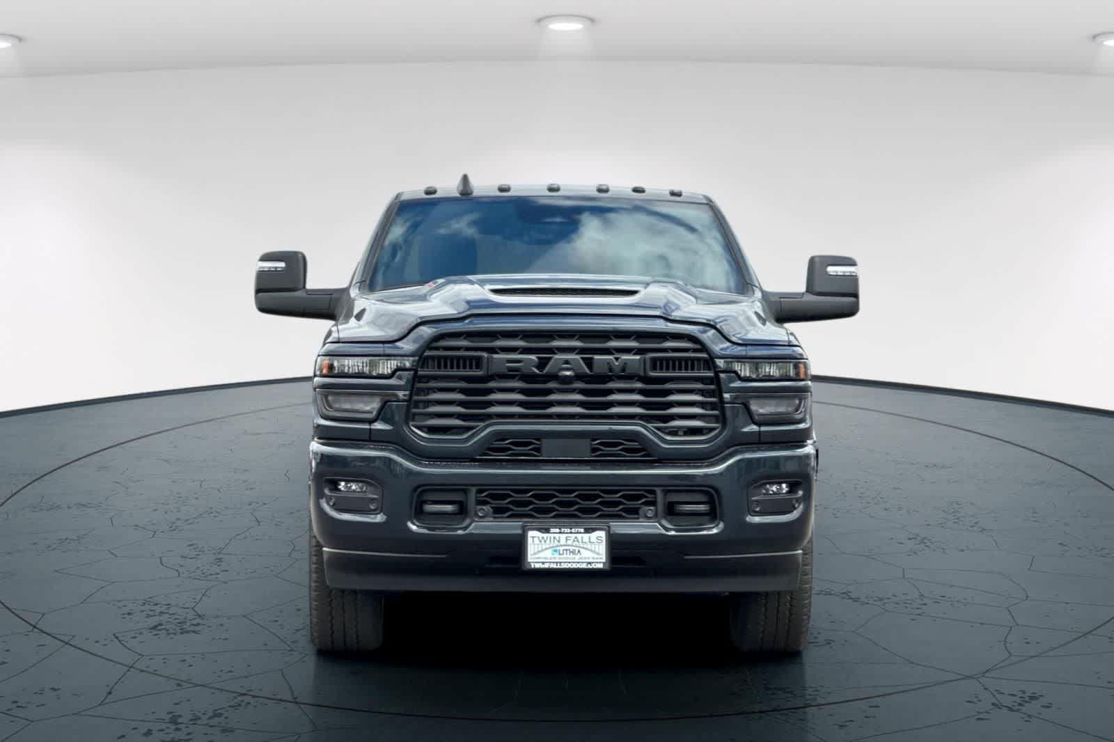 New 2026 RAM 2500 Tradesman AWD/4WD image 10