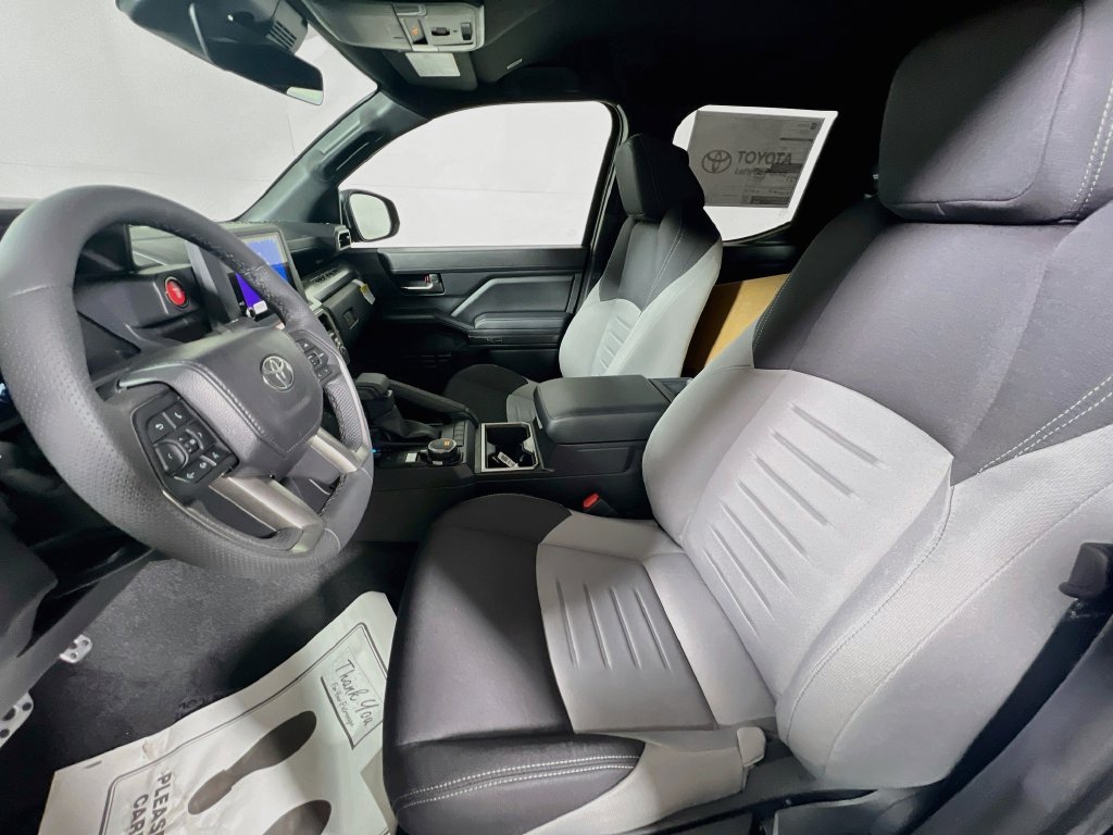 Certified 2025 Toyota Tacoma TRD Sport AWD/4WD image 17