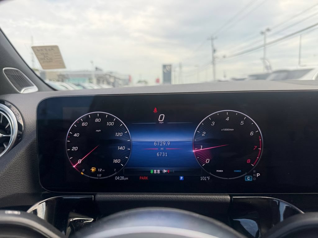 Certified 2025 Mercedes-Benz GLA 250 image 18