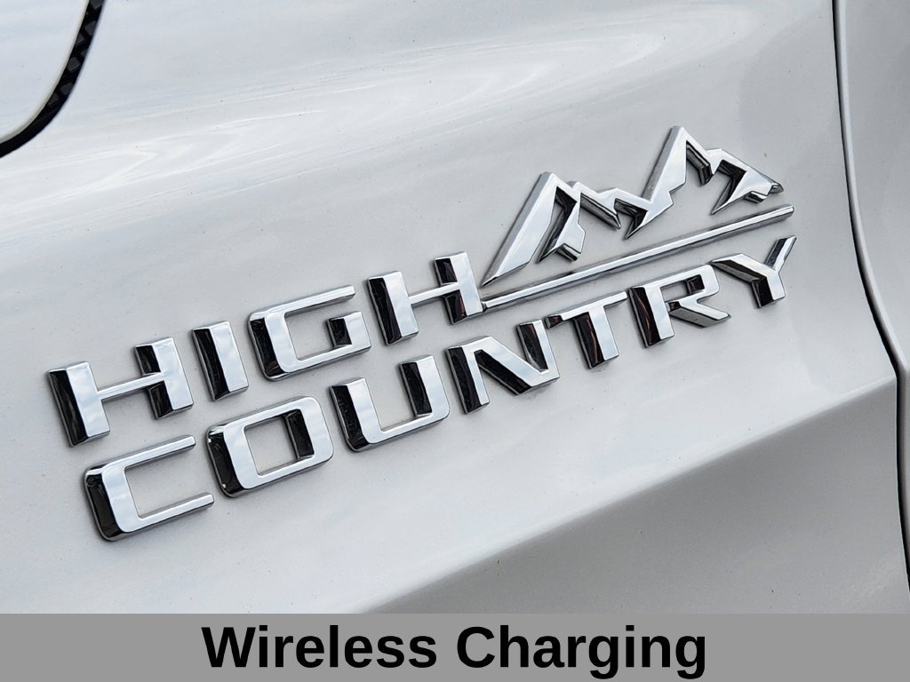 Used 2022 Chevrolet Tahoe High Country AWD/4WD image 31