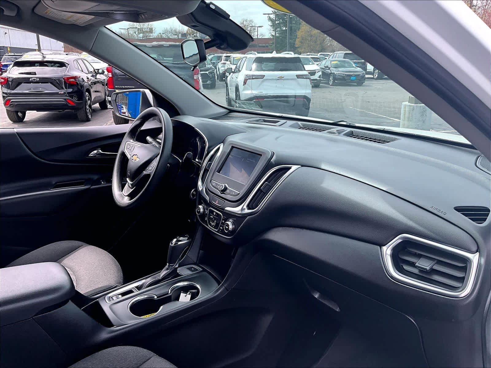 Used 2020 Chevrolet Equinox LT AWD/4WD image 21