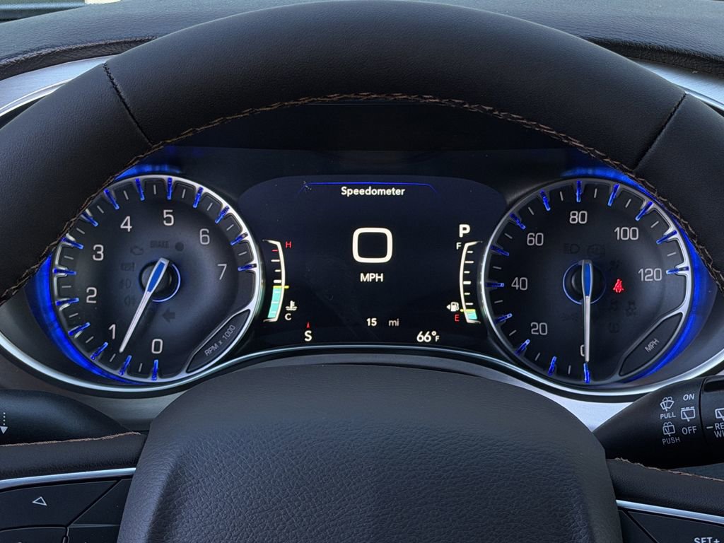 New 2026 Chrysler Pacifica Pinnacle image 12