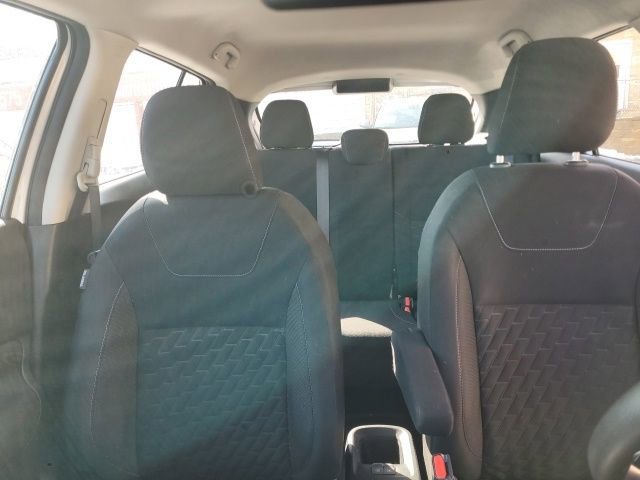 Used 2022 Nissan Kicks S FWD image 31