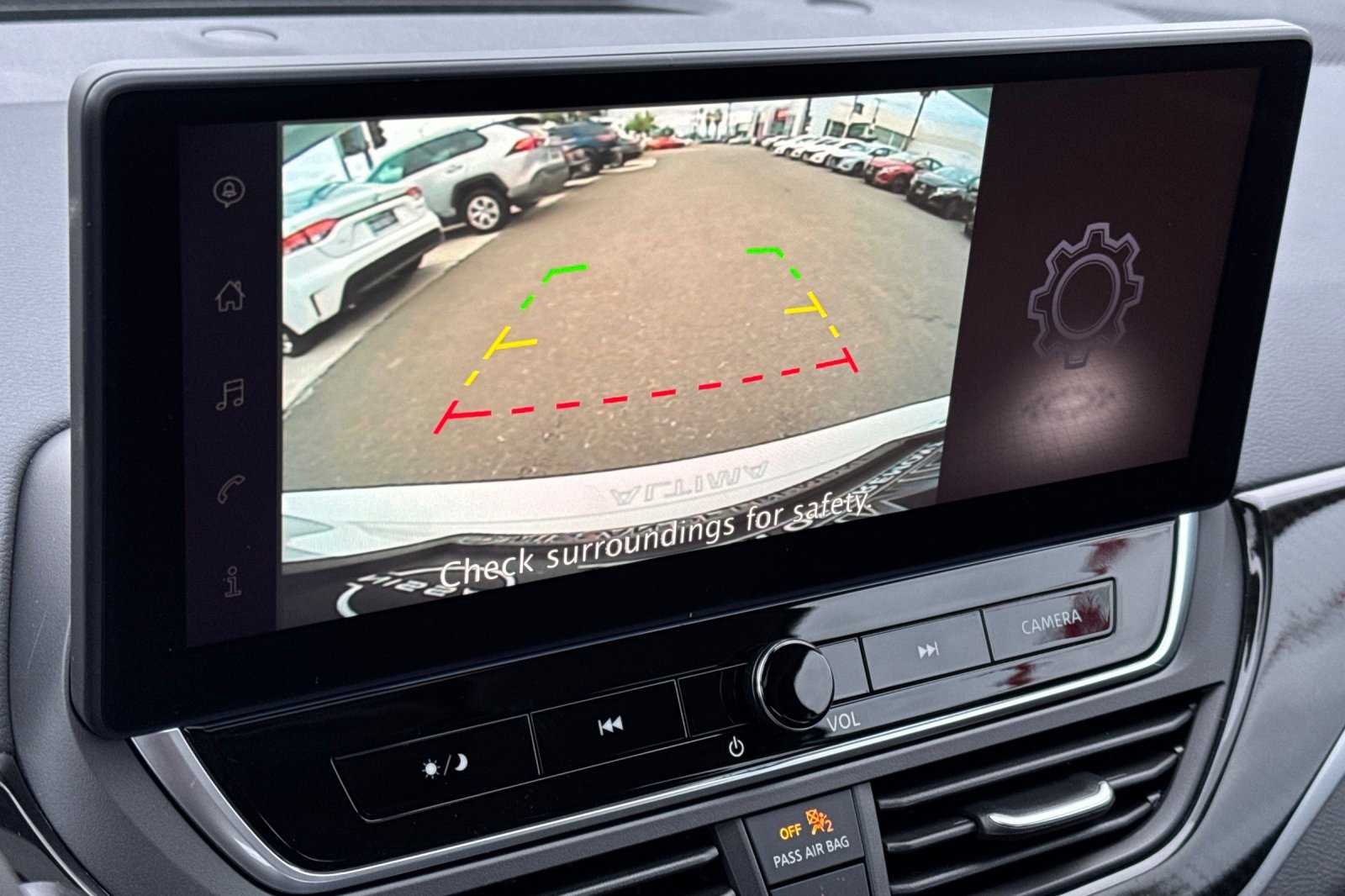 New 2025 Nissan Altima 2.5 SR w/ SR Premium Package image 15