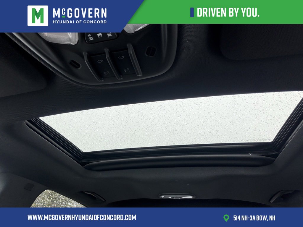 Used 2024 Chevrolet Colorado ZR2 w/ ZR2 Convenience Package III image 12