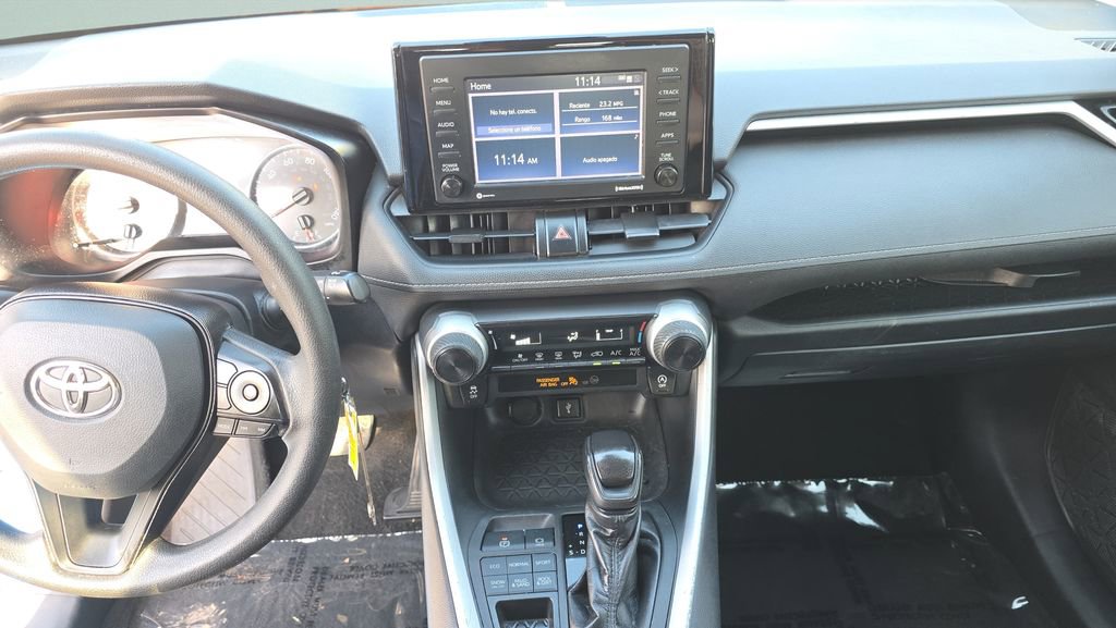 Used 2020 Toyota RAV4 LE image 30