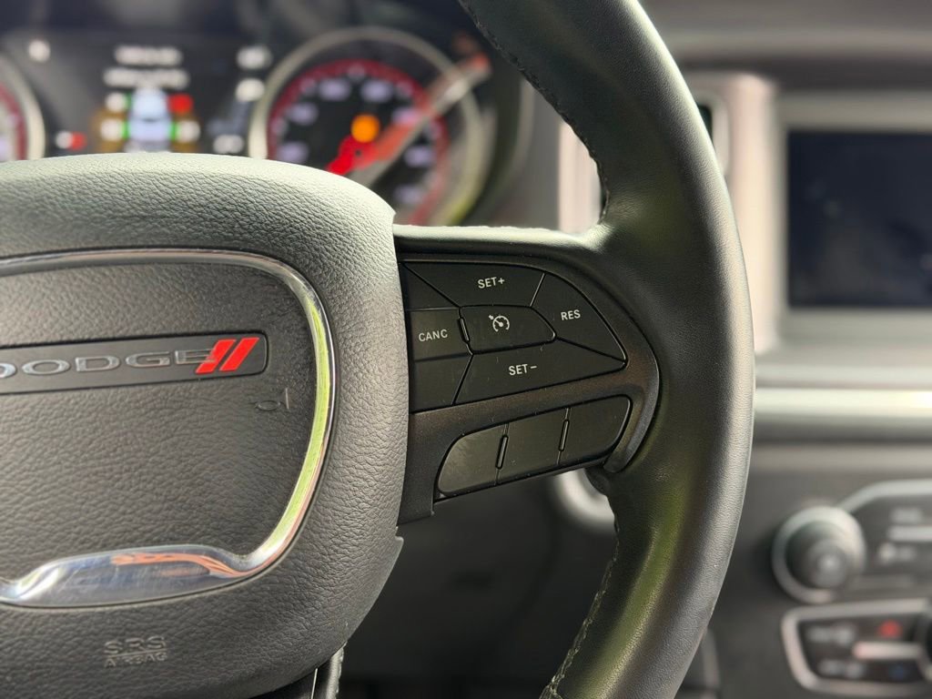 Used 2019 Dodge Charger SXT RWD image 40