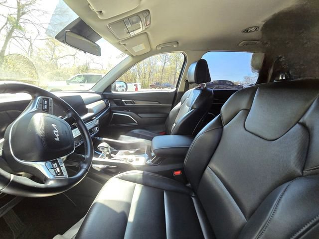 Used 2024 Kia Telluride S image 9