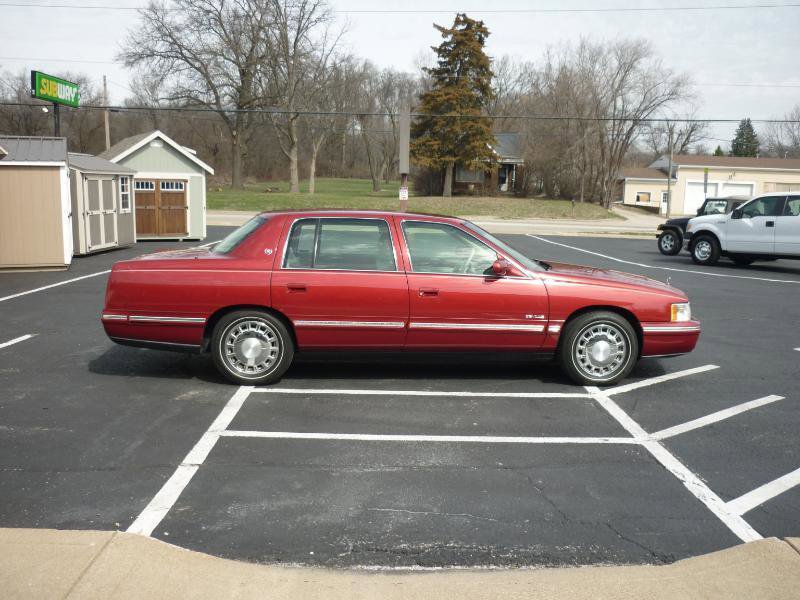 Used 1999 Cadillac De Ville Sedan w/ Comfort/Convenience Pkg image 6