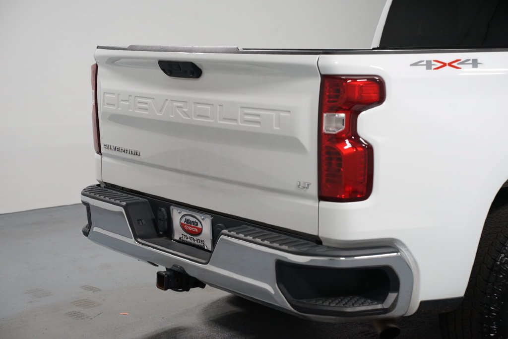 Used 2023 Chevrolet Silverado 1500 LT AWD/4WD image 9